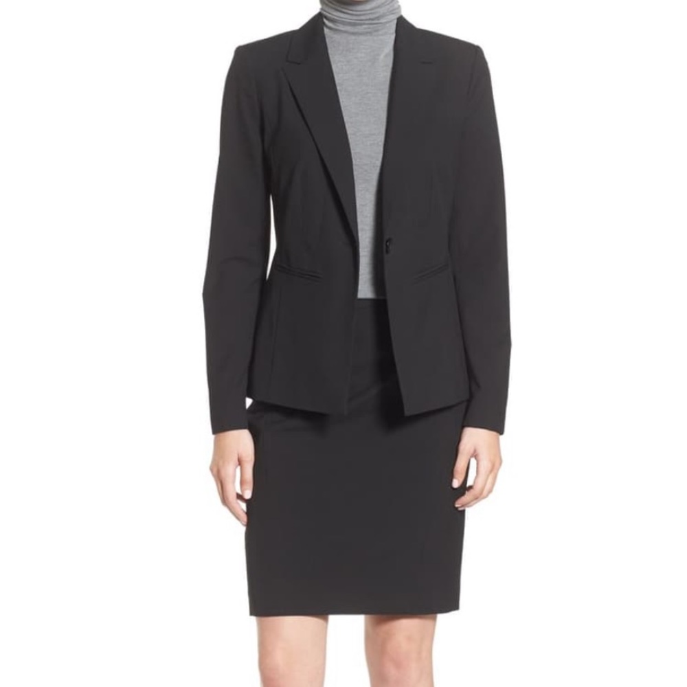 Halogen Ela Skirt Suit Set NWT Size 4